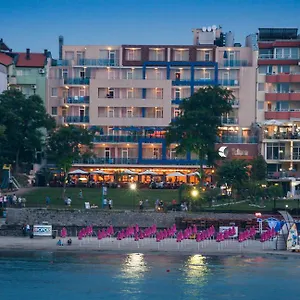 4* Hotel Selena